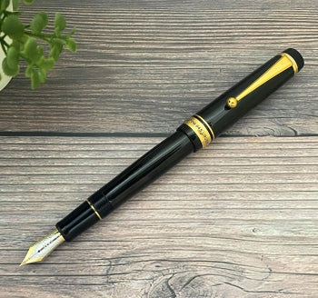 Pilot Custom 845 Urushi Fountain Pen