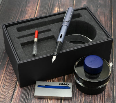 Caran d'Ache Léman Bleu Alpin Fountain Pen Gift Set | Harrods US